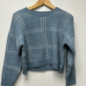 IRIS Light blue short sweater with white stripes, very warm size M